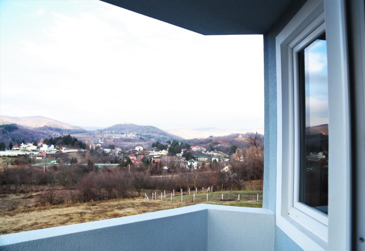 Fruskogorska Idila Apartmani فردنيك المظهر الخارجي الصورة